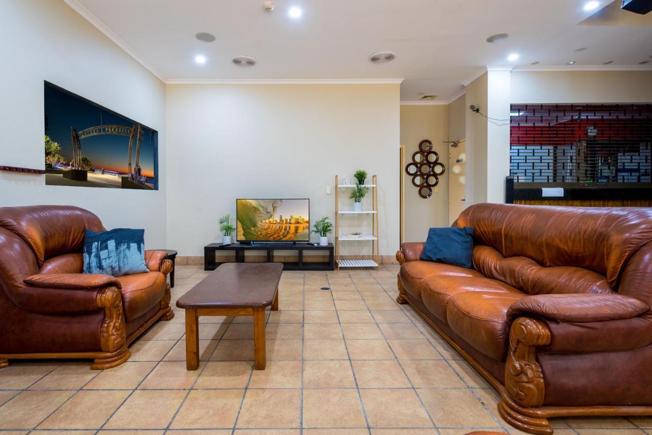 Gold Coast Hostel Екстер'єр фото